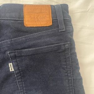 Levi’s navy corduroy pants size 25- wedgie straight